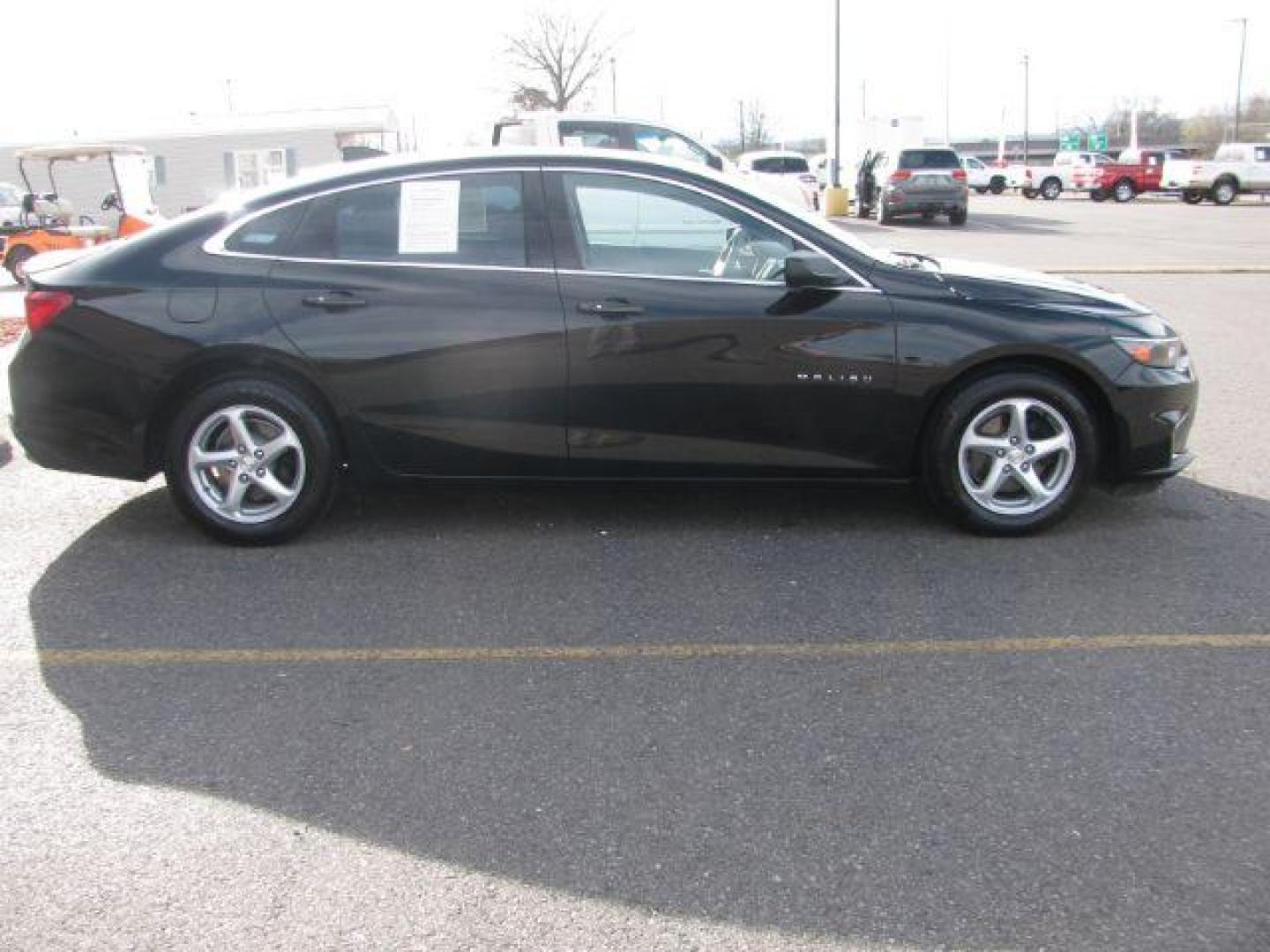 2016 Black Chev Malibu LS (1G1ZB5ST7GF) with an 1.5L engine, Auto transmission, located at 2443 Albert Pike, Hot Springs, AR, 71913, (501) 623-6255, 34.492222, -93.109993 - Photo#4